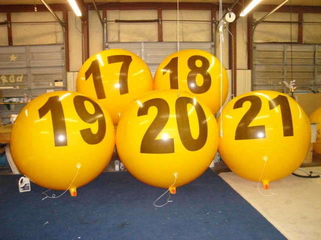 Trade Show Balloons by Use Case - custom helium balloons